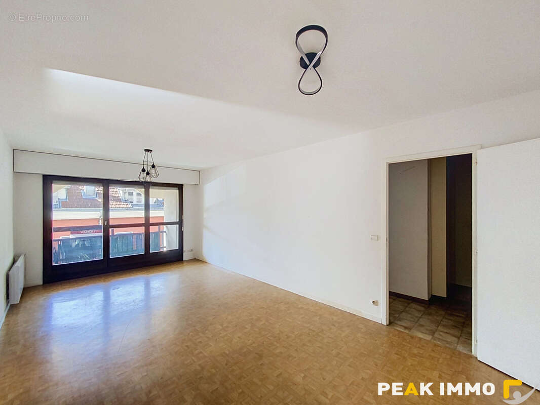 Sallanches t4 balcon 81.21 m2 - photo 4