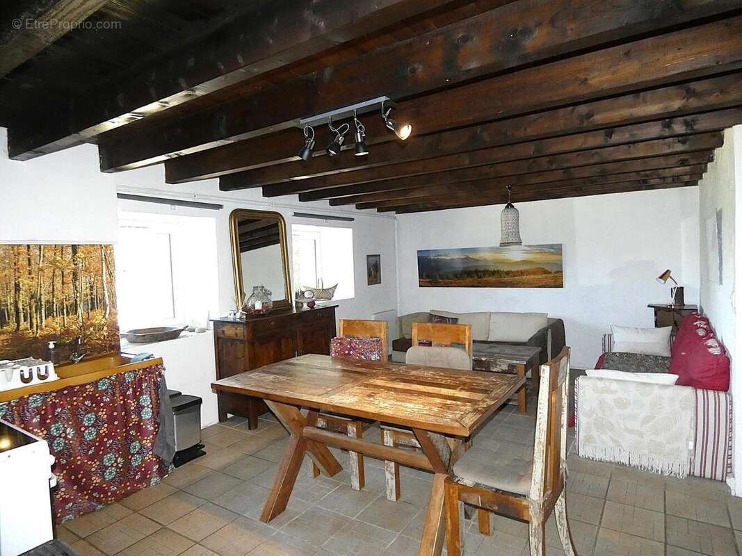 Maison de charme SAINT MARTIAL (07) - photo 10