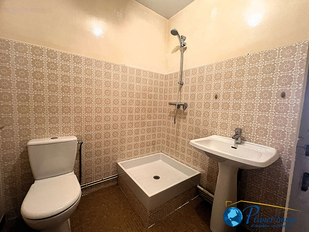 Appartement à SAINT-ETIENNE