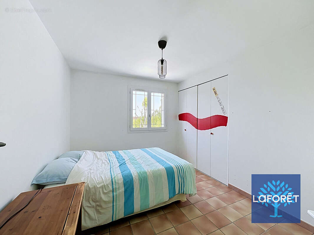 Maison LA FERTE ALAIS - 7 pièce(s) - 4 chambre(s) - terrain 699 m² environ - photo 11