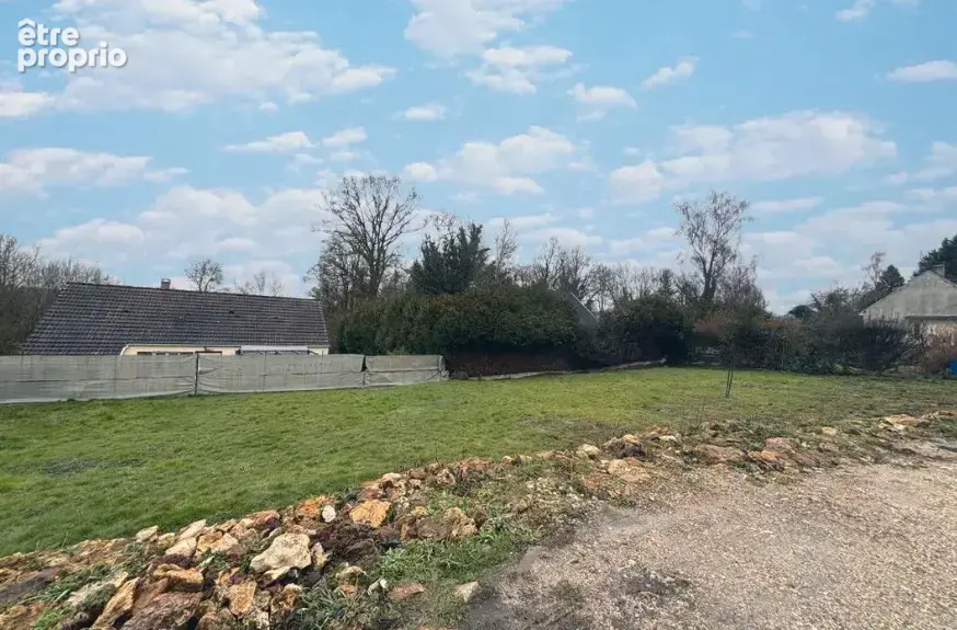 Terrain à LA CELLE-SUR-MORIN