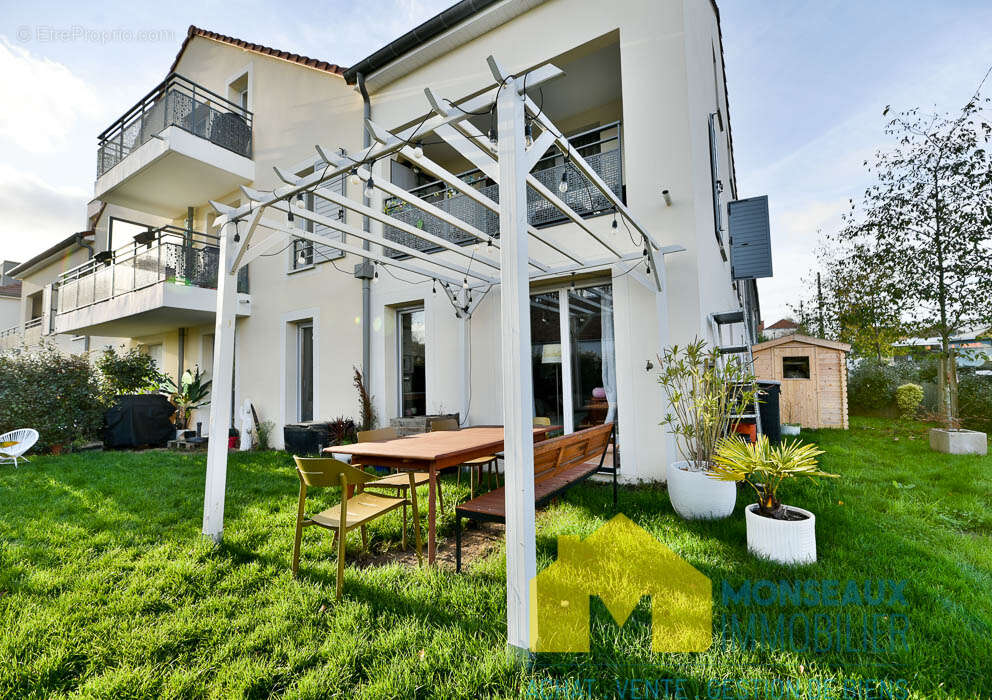 Appartement à EPINAY-SUR-ORGE