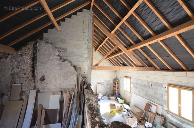 Appartement à ROMENY-SUR-MARNE