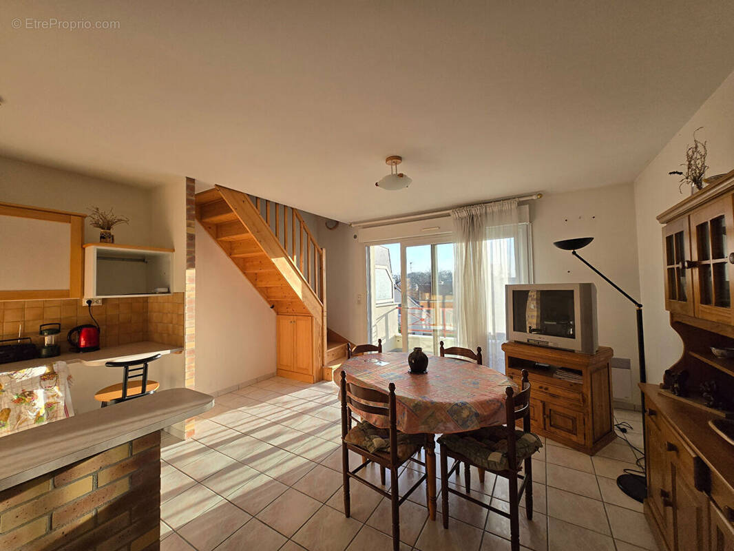 Appartement à SAINTE-GENEVIEVE-DES-BOIS