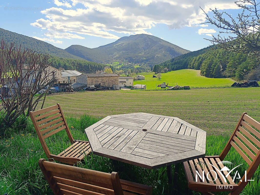 Maison à SAINT-AUBAN