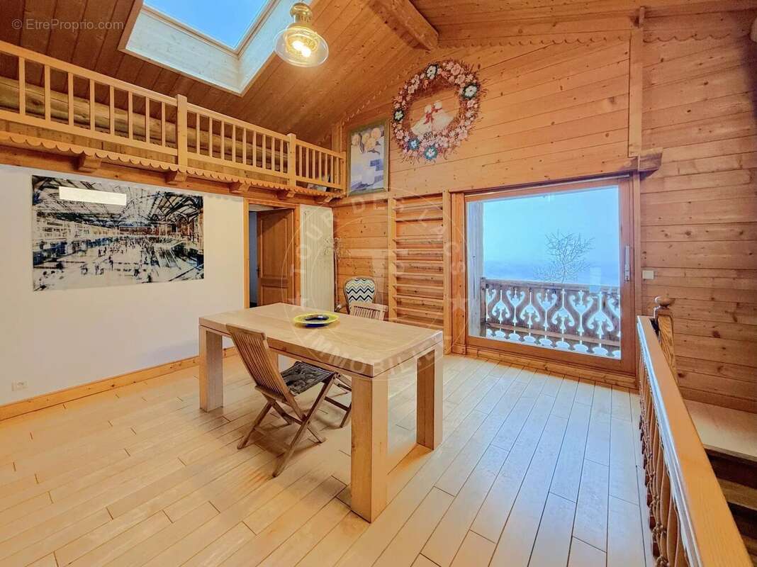 Maison à SAINT-NICOLAS-LA-CHAPELLE