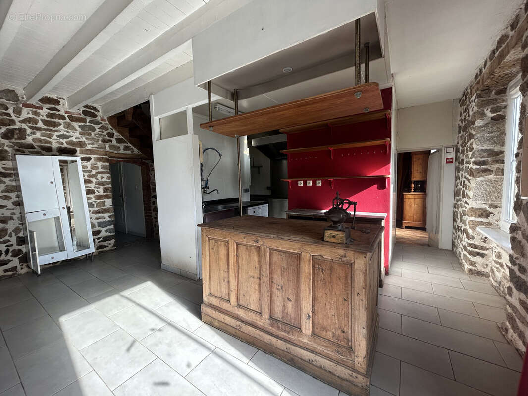 Maison à PLOUASNE