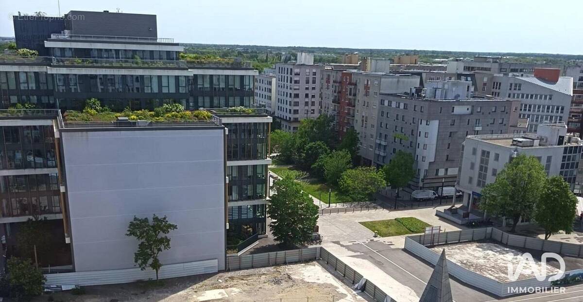 Photo 1 - Commerce à MONTIGNY-LE-BRETONNEUX