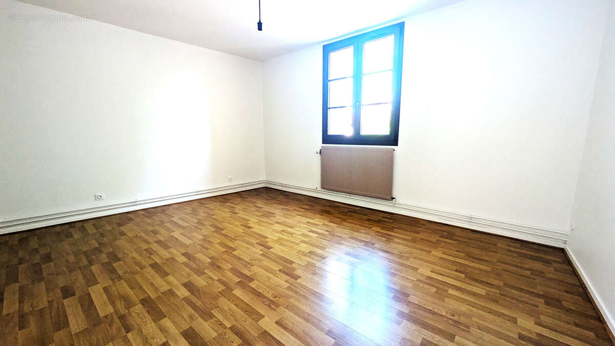 Appartement à GONDREVILLE