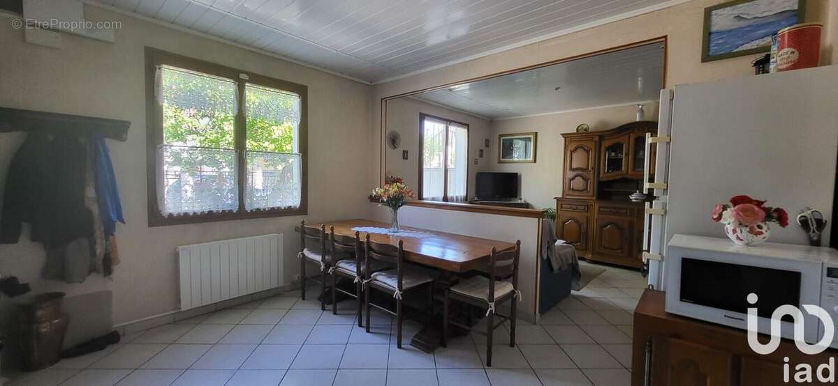Photo 2 - Maison à LE BLANC-MESNIL