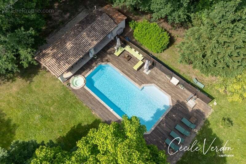 BELEYMAS (24) proche Bergerac – Propriété de charme du XIXe siècle 10 pièces avec dépendances, piscine et potentiel d’accueil su - photo 6