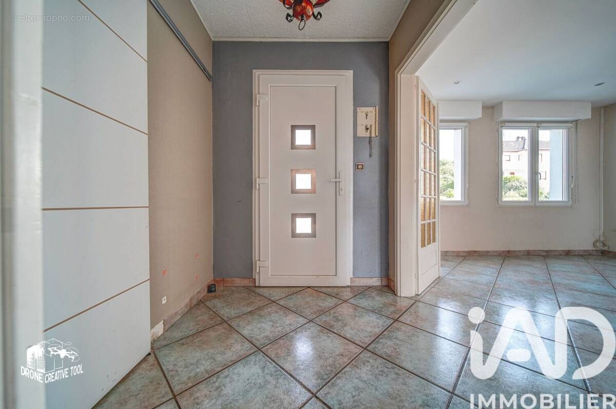 Photo 1 - Maison à NEUFCHEF
