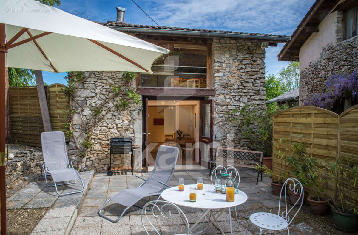 Maison à ROCHECHINARD