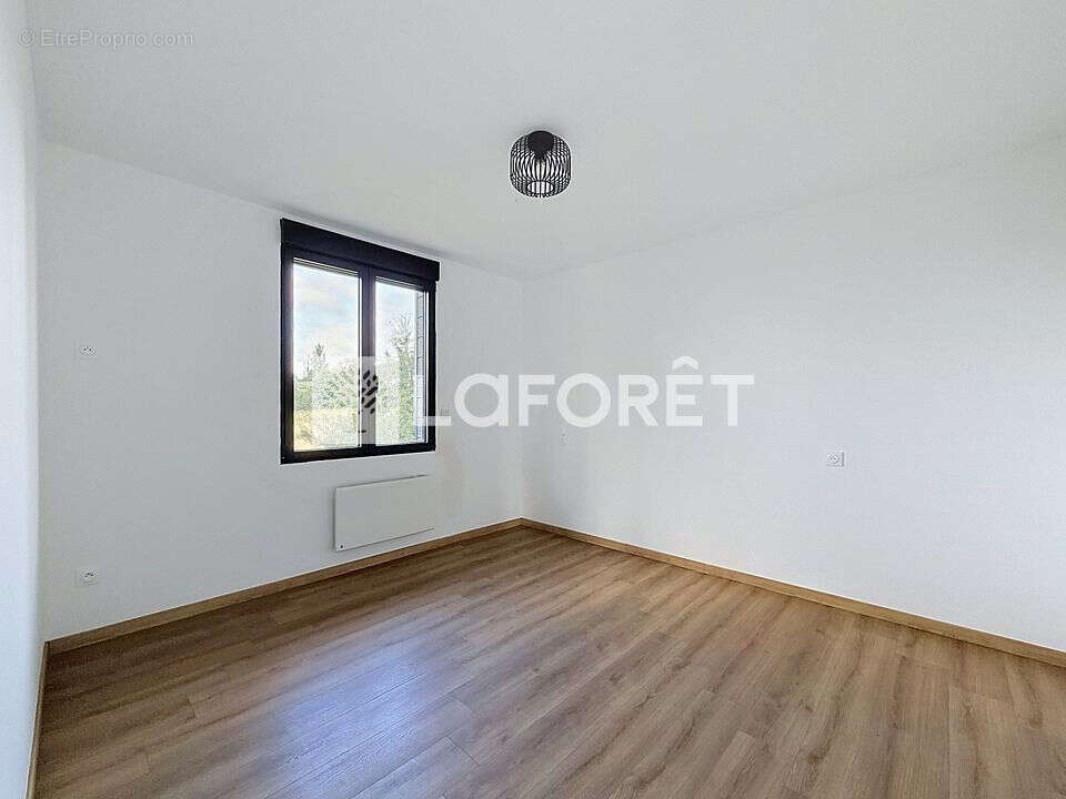 Maison Montjoire 4 pièce(s) 100 m2 - photo 5