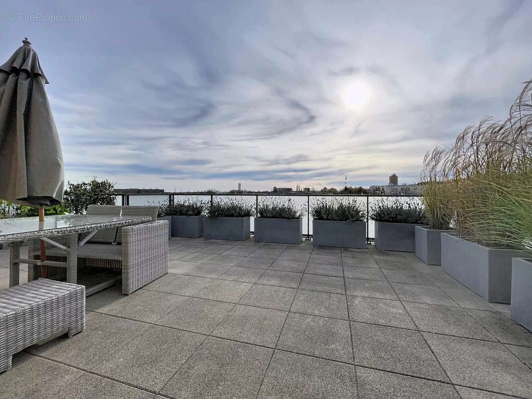 Appartement à ELANCOURT