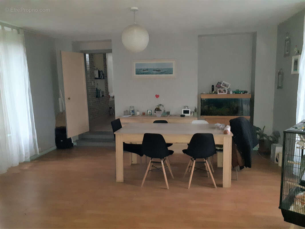 Maison à SAINT-HILAIRE-LES-PLACES