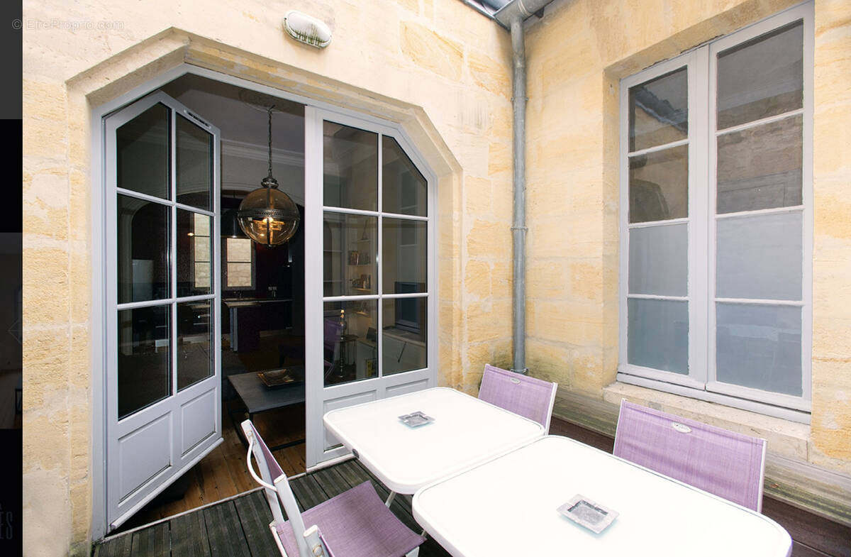 Appartement à BORDEAUX
