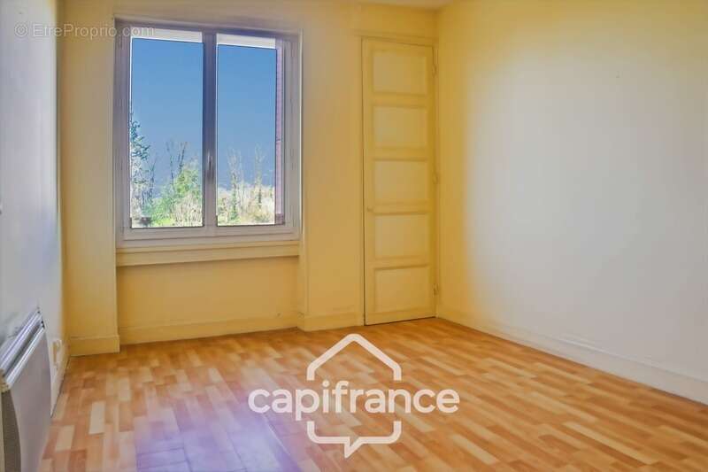 Appartement à PASLIERES