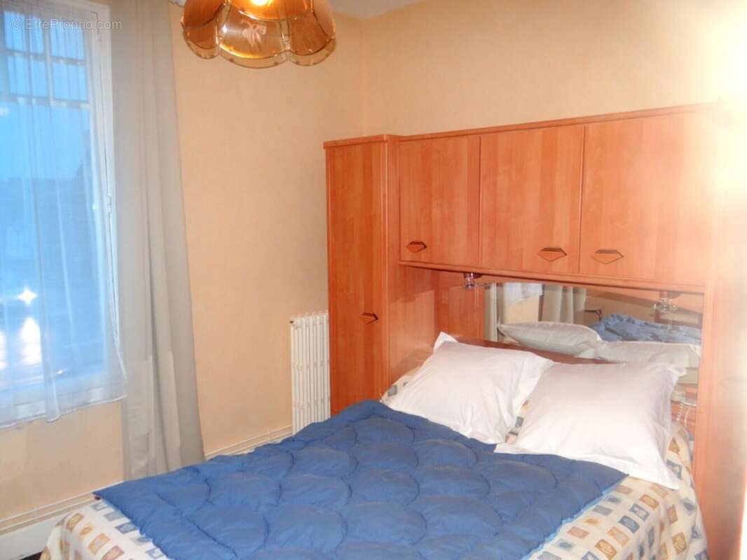 Dpt Allier (03), à vendre ESTIVAREILLES , Murs et Fond ,  Hôtel - Restaurant -Bar ( licence 4 ) 10 minutes de Montluçon - photo 30