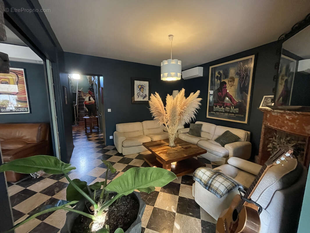 Maison à SAINT-HIPPOLYTE