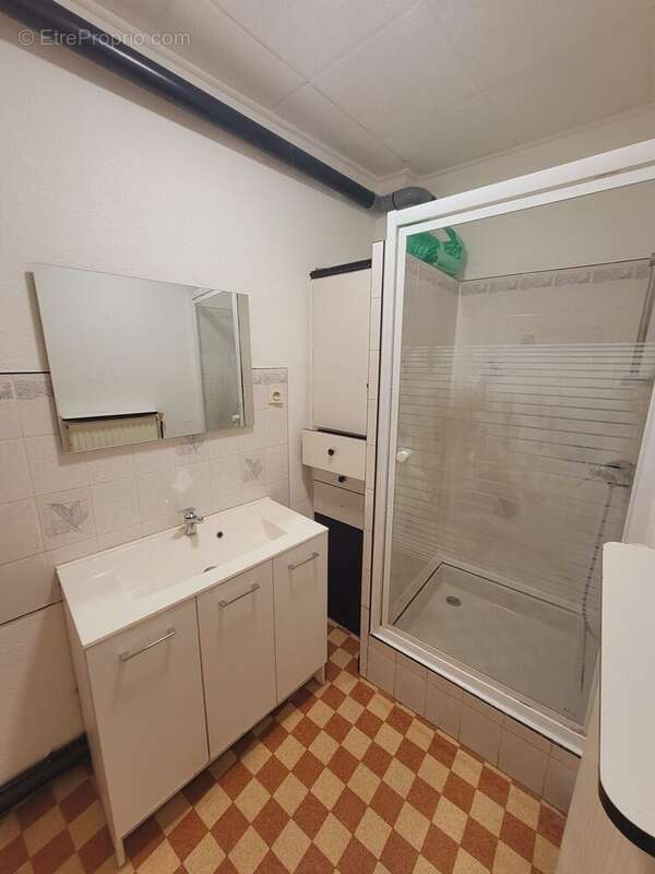 Appartement à AVESNES-SUR-HELPE