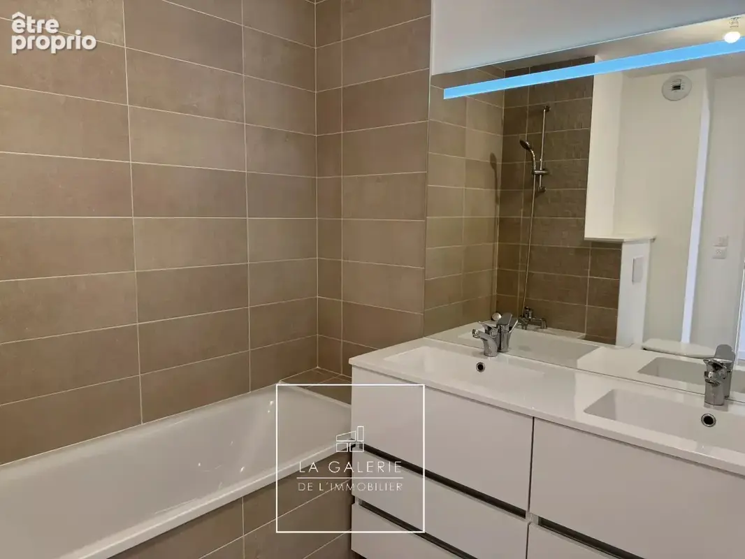 A vendre - saint-michel – dernier étage – t5 109 m² – 4 chambres – 52 m² de terrasses – 2 parkings - photo 11