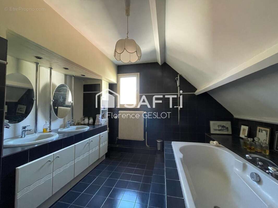 Photo 9 - Maison à JOUARS-PONTCHARTRAIN