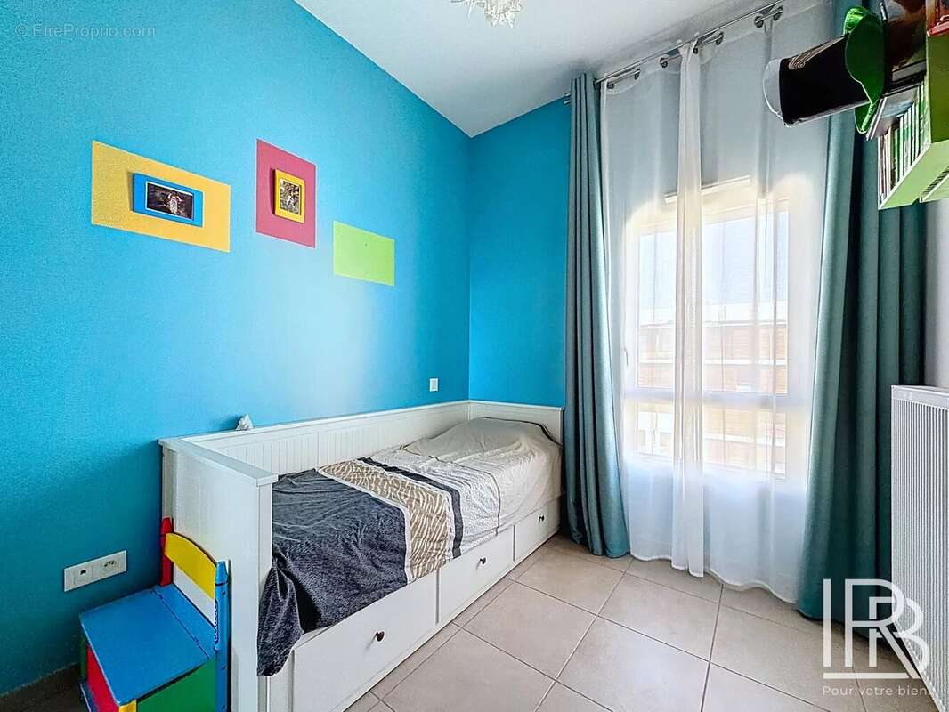 Appartement à MARSEILLE-2E