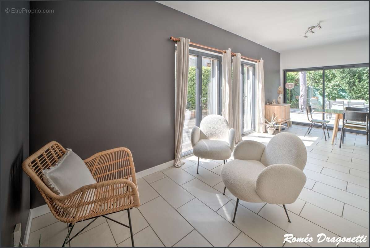 Dpt Ain (01), à vendre PREVESSIN MOENS appartement T4 de 153,89 m² - photo 22