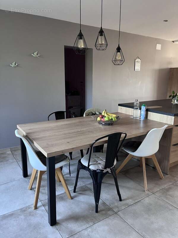 Maison 170 m² à Leignes-Sur-Fontaine  - photo 8