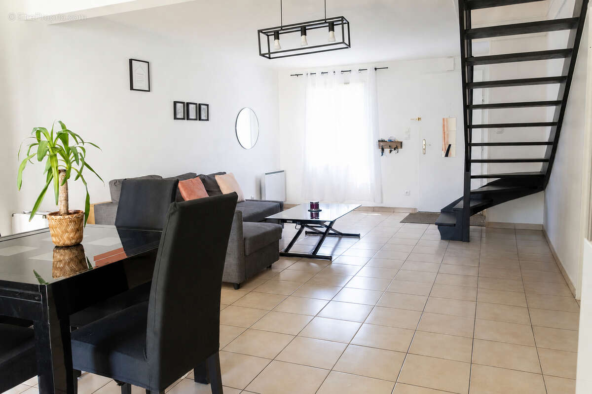 Maison à MAFFLIERS