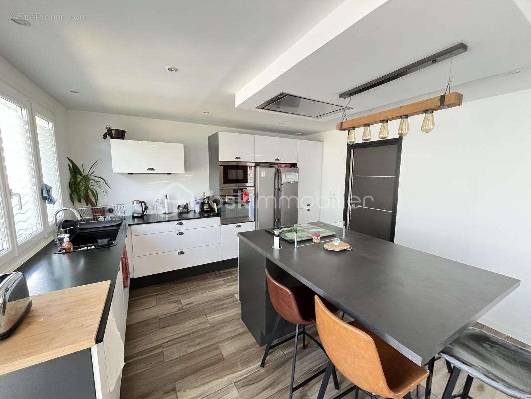 Maison familiale rénovée avec prestations haut de gamme – 5 chambres - photo 4