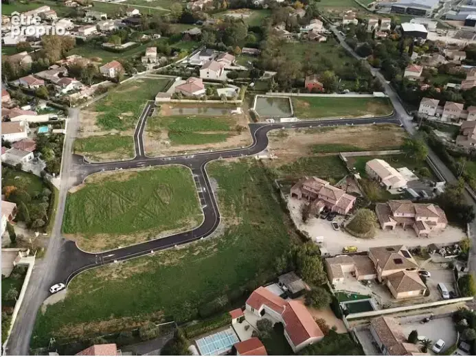 Terrain à ALES