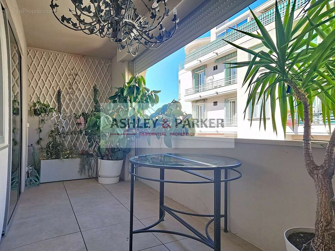 Appartement à NICE
