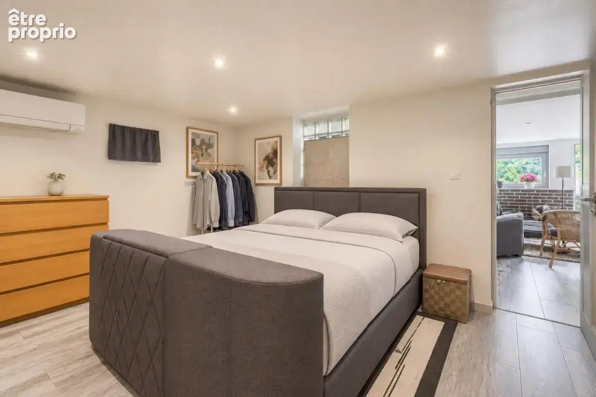 Maison de 7 pièces de 240 m² à Choisy-le-Roi - photo 14