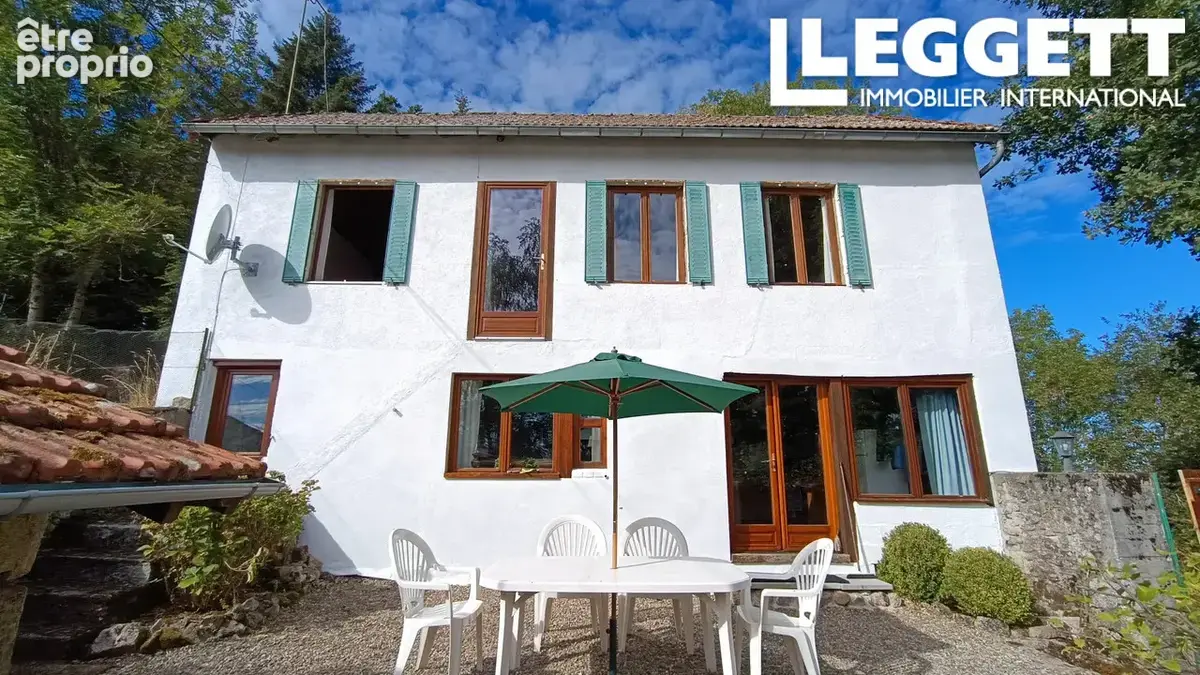 Charmante maison de 2 chambres, dépendances, terrasse et jardin, située au calme sans voisins proches - photo 2
