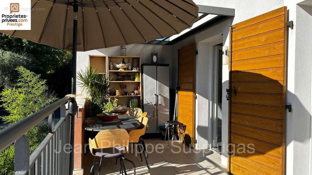 Appartement à SAINT-CYR-SUR-MER