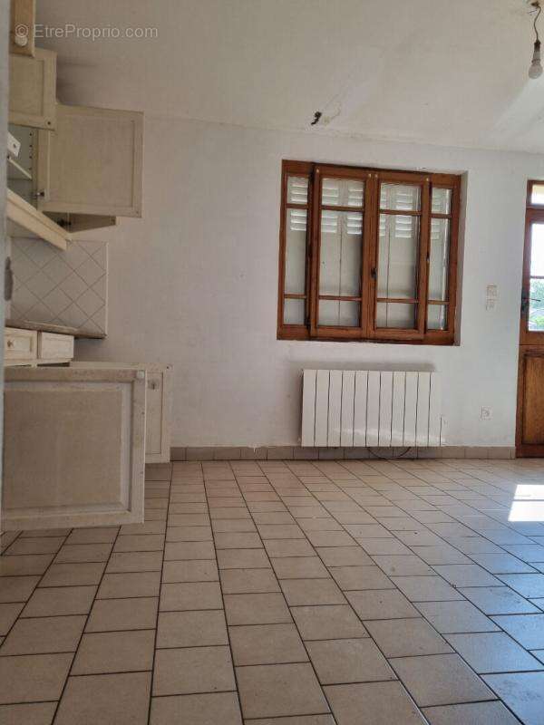 Maison de village a villedieu le chateau - photo 12