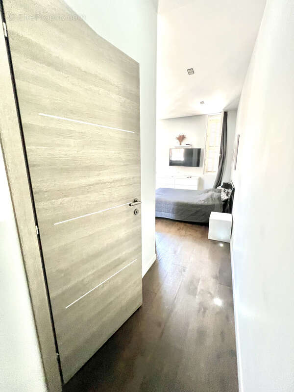 Cannes centre banane croisette apt 31m2 145m du palais des festivals - photo 5