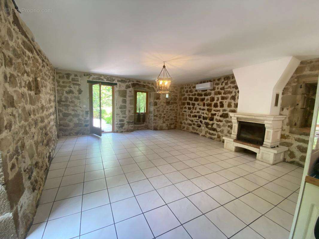 Maison de charme vue rivière – 139 m² – 2 logements indépendants - photo 8