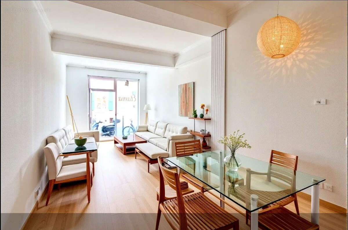 Commerce à CARCASSONNE