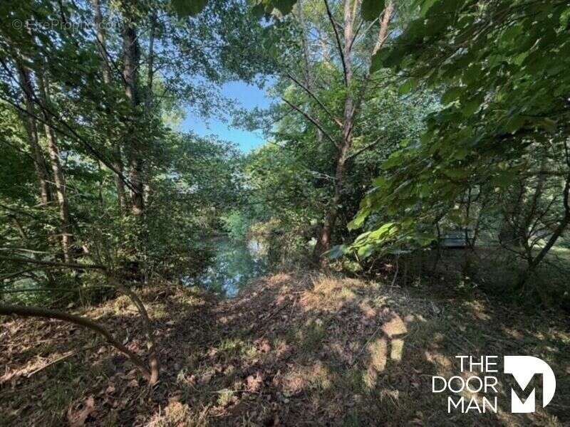 Maison à SAINT-GELAIS