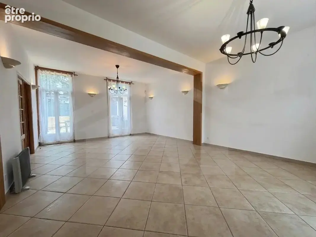 Maison de 152m2 avec garage de 162m2 - photo 2
