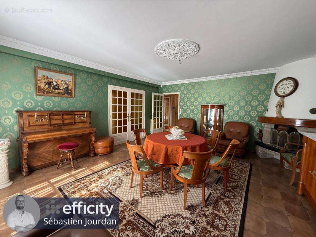 Maison à LA GUERCHE-DE-BRETAGNE