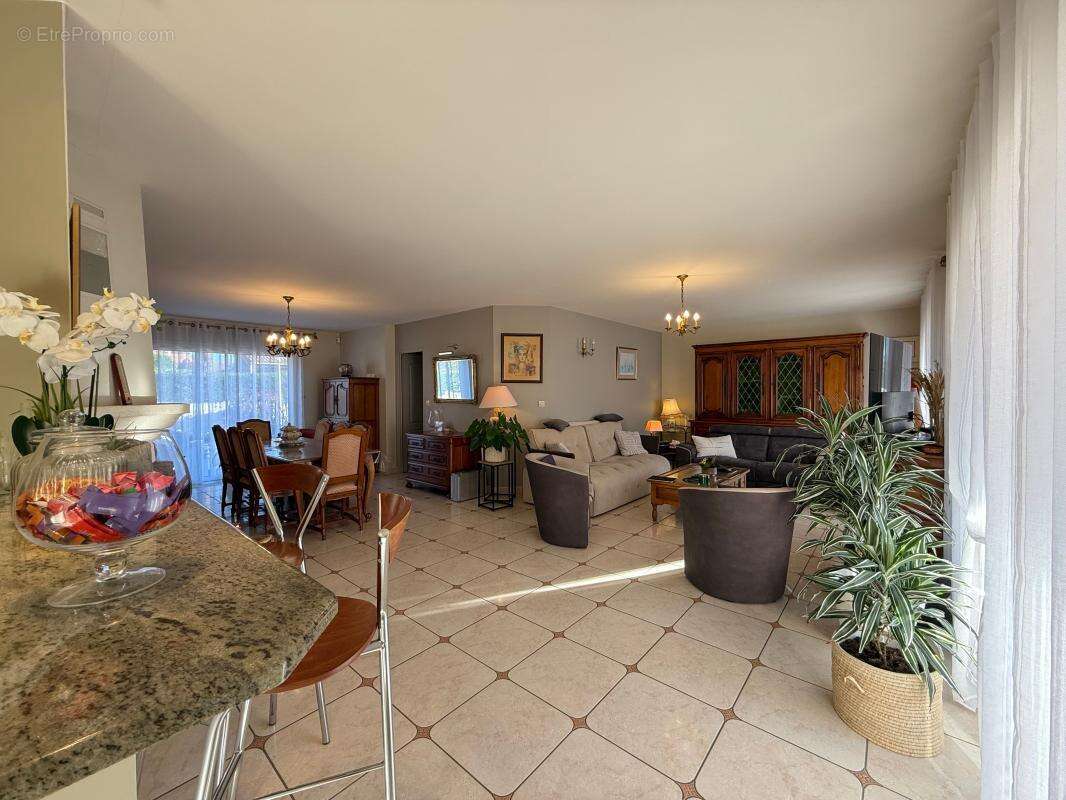 Maison à SAINT-PALAIS-SUR-MER