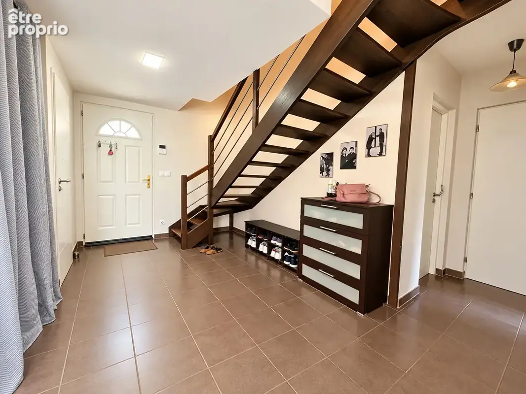 Villa 2012 - 113 m² - 4 chambres - Piscine - DPE B - photo 6