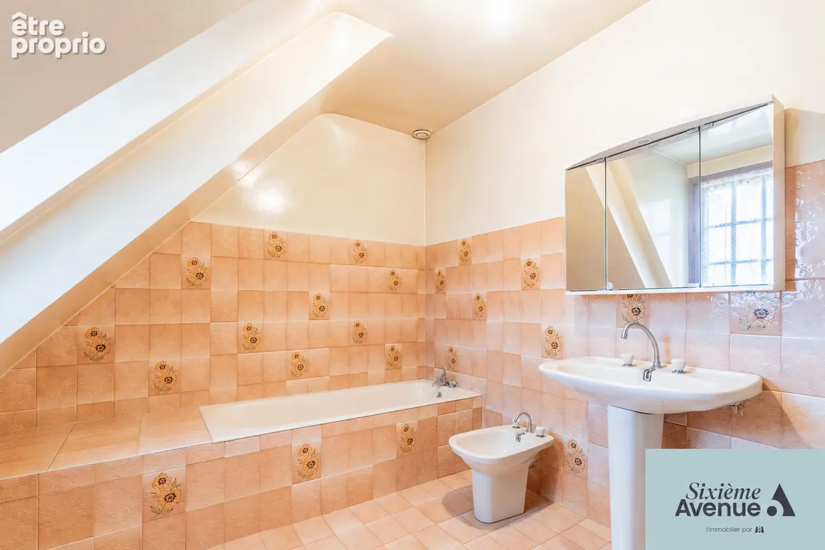 Maison Sainte Geneviève Des Bois 6 pièce(s) 143 m2 proche Gare - photo 14