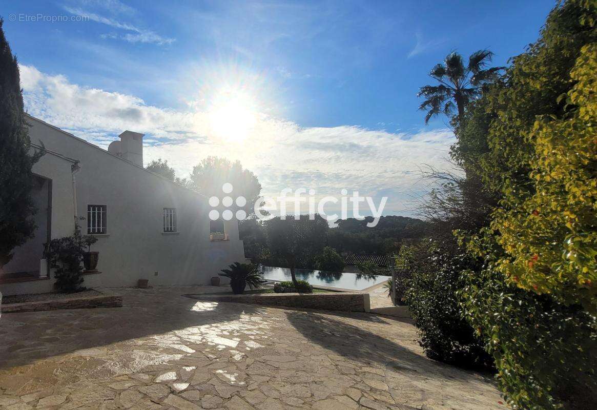 Maison à SANARY-SUR-MER