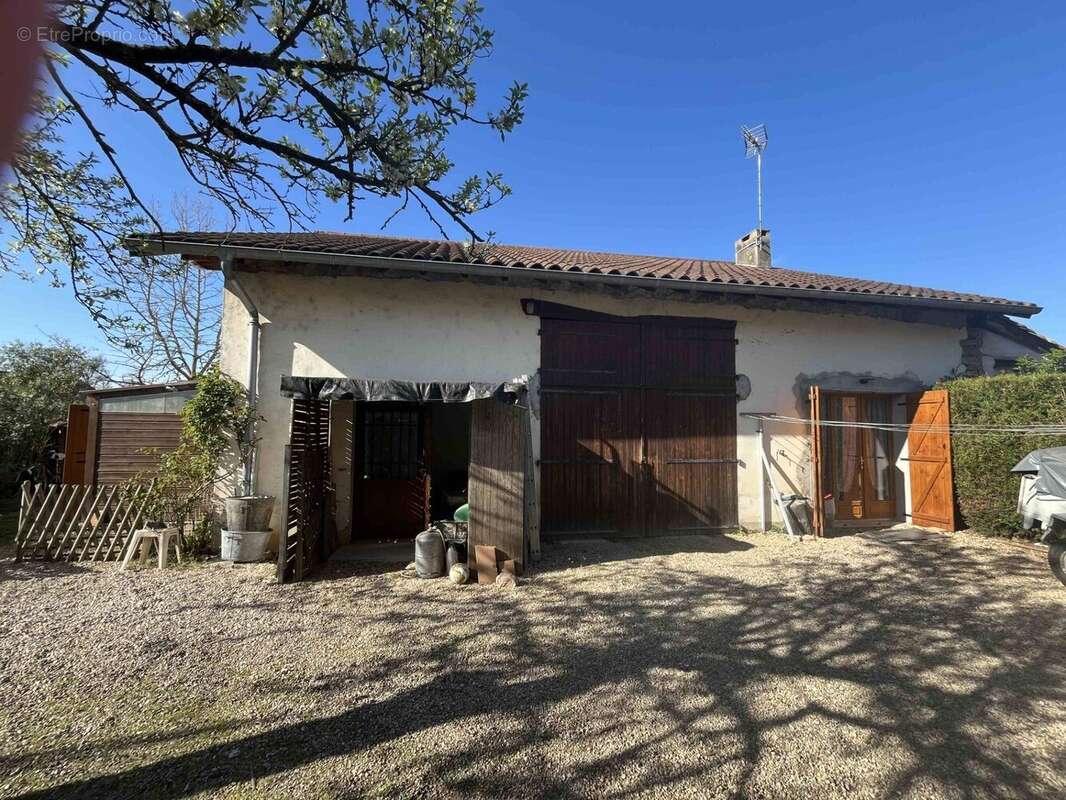 Maison à LA TRUCHERE