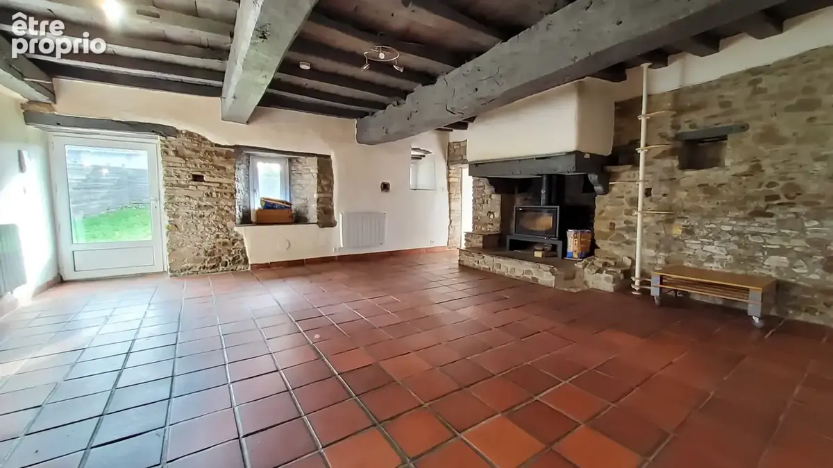A vendre - charmante longère de caractère 160m2 - 5 pièces - 3 chambres - la couyere - photo 3